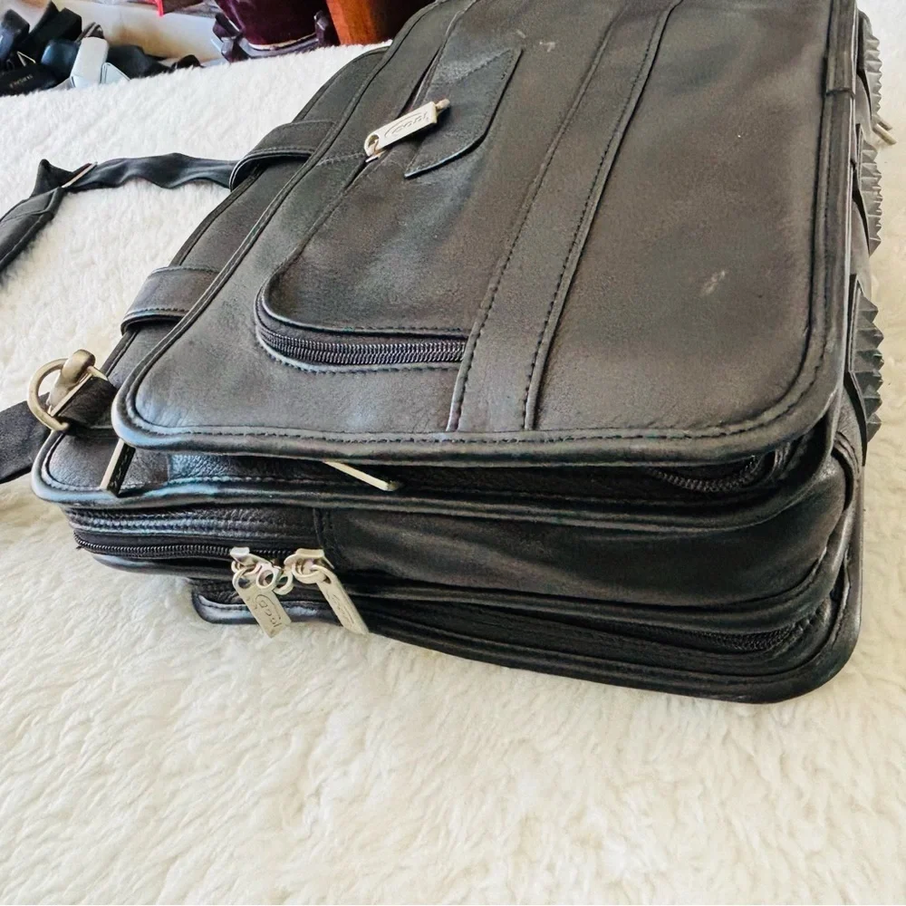 CODI Sophisticated Genuine Black Leather Briefcase/Laptop Unisex Bag 14”x11””x5”